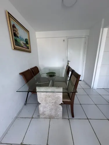 MESA DE VIDRO E OS PES DE MARMORE DE SALA DE ESTAR  E JANTAR 