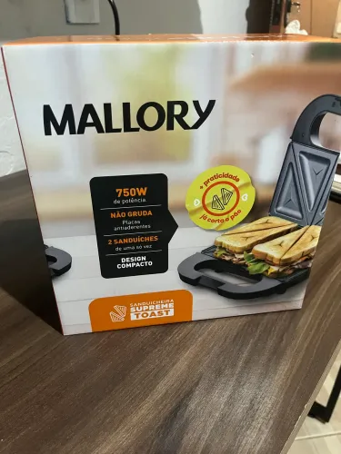 Sanduicheira Mallory - Nova, na caixa