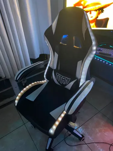 Cadeira Gamer ergonômica com led