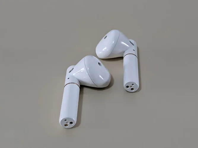 QCY T8 (Somente os fones)