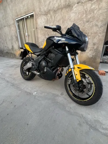 Vendo ou troco Kawasaki versys 650