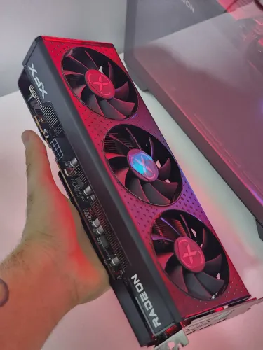 Placa de Vídeo - Rx 7600 XFX Triple Fan - Na garantia!?