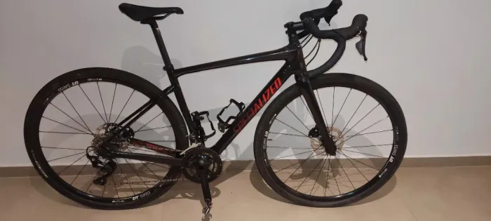 Bicicleta Diverge Sport Carbon Specialized