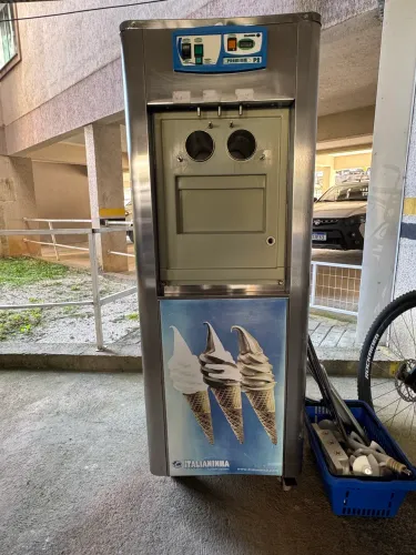 Máquina de sorvete Italianinha