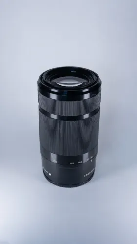 Sony E 55-210 mm f/4.5-6.3 OSS Usada e Funcionando Perfeitamente
