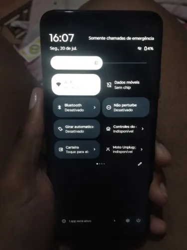 Célula moto g 34 com defeito