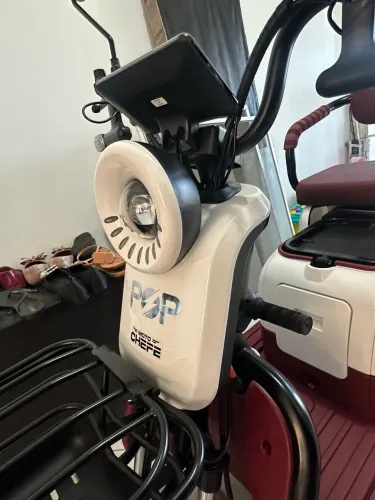 Moto triciclo elétrico autopropelido 3 pessoas (sem cnh)