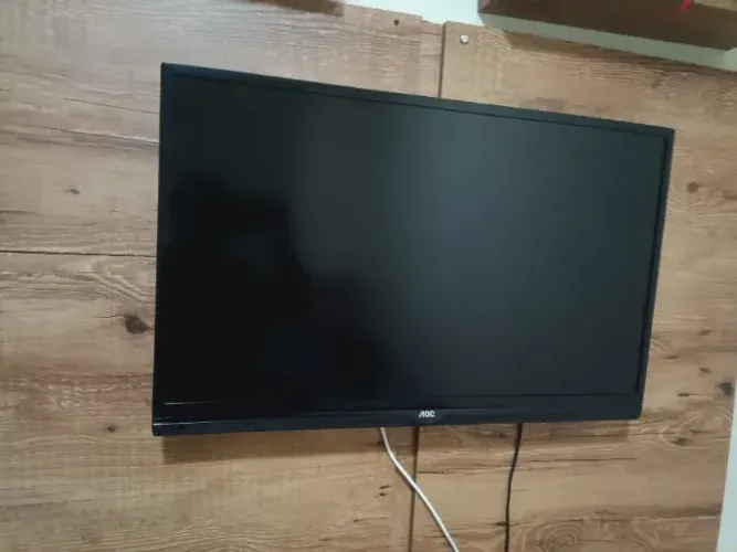 Tv AOC 