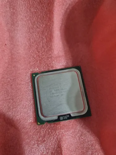 Processador Intel Celeron D346 + Cooler Intel LGA775