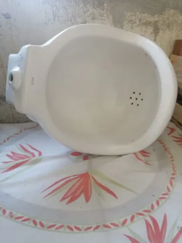 Mictório Fiori de Louça Branco - Usado - Bom Estado