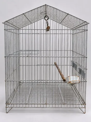 Gaiola Grande de Metal para Pássaros - Modelo Chalé