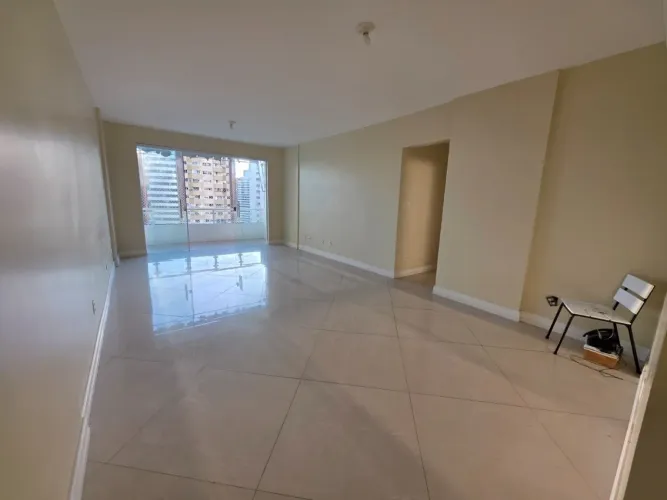 Apartamento para Venda em Salvador, Graça, 3 dormitórios, 1 suíte, 2 banheiros, 1 vaga