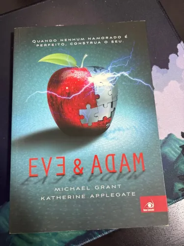 Livro ?Eve & Adam?