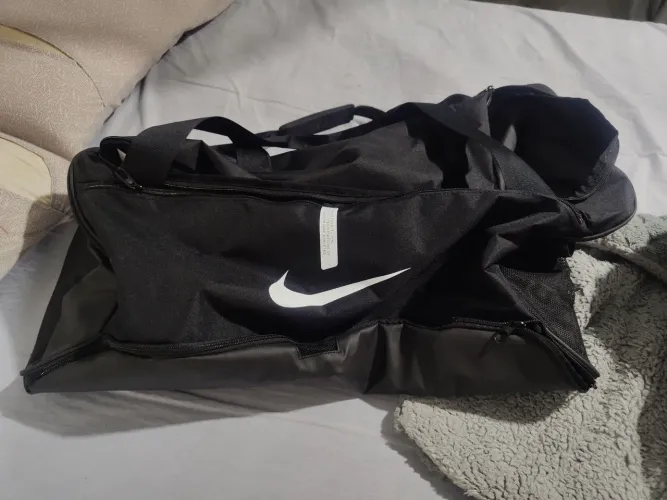 Mochila Nike 90 L original 