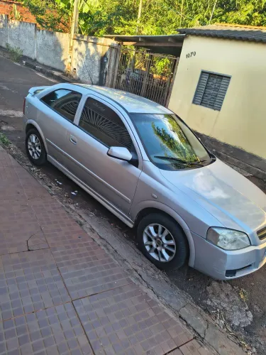 Chevrolet Astra 2.0/ CD/ Sunny/ GLS 2.0 8V 3P 2003