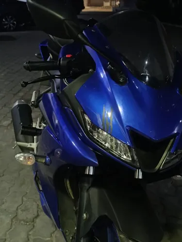 Yamaha R15