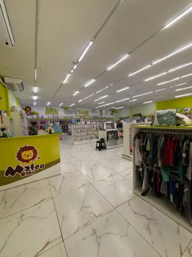 Salão Comercial para LOACAÇÃO, com 500m2/Vagas de garagem 16/ Jardim Petrópolis - Cuiabá -