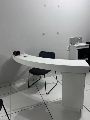 Mesa de manicure diferenciada