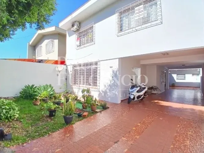 Casa Comercial e Residencial para Alugar próximo ao Hospital Evangélico em Londrina.