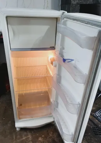 GELADEIRA CONSUL DEGELO SECO,280 LITROS,110 WTS(ENTREGO SEM TAXA)