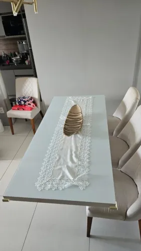 Mesa de jantar em laca de 6 lugares