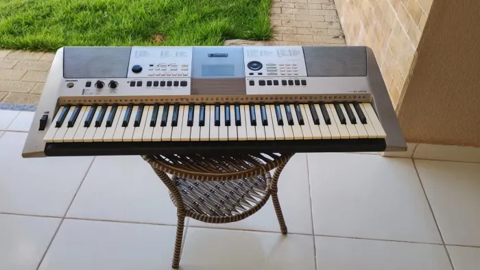 Teclado Yamaha Psr E413