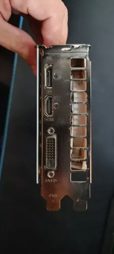 Placa de vídeo rtx 2060 com defeito