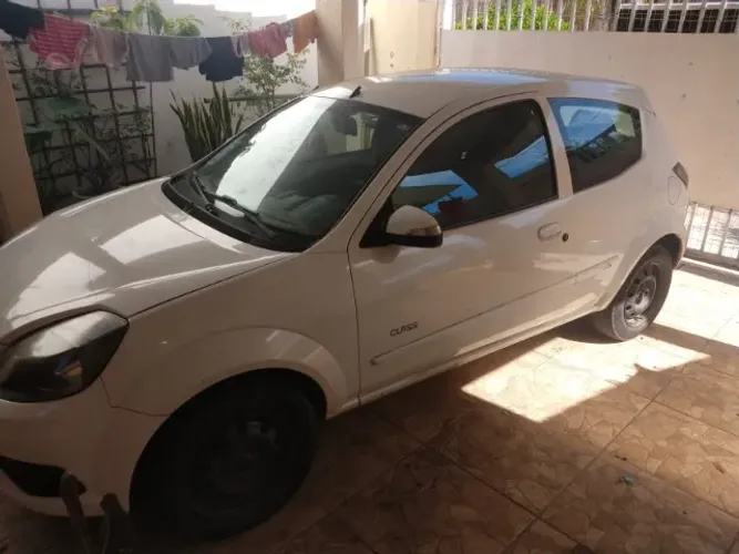 Ford KA 1.0 8v/1.0 8V ST Flex 3P 2013