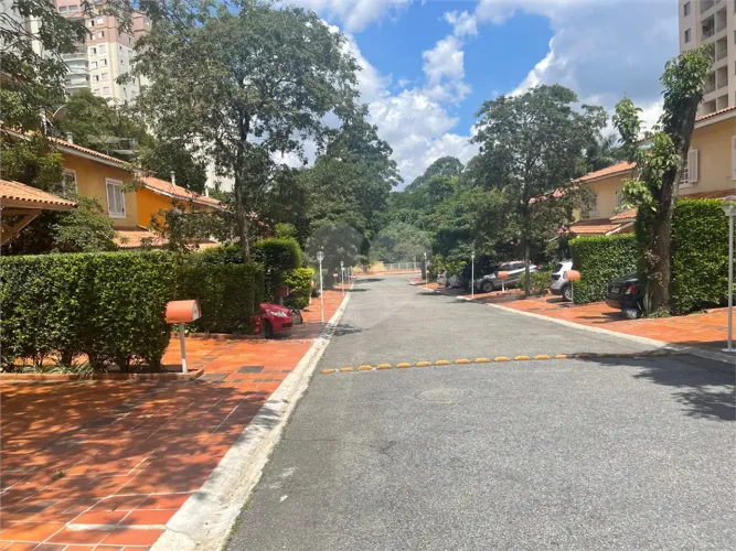 Condomínio com 3 quartos à venda em Jardim monte alegre - SP