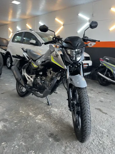 Titan 160 com abs