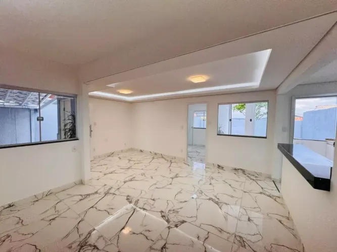 Casa plana, moderna e totalmente reformada no Rio Branco Belo Horizonte