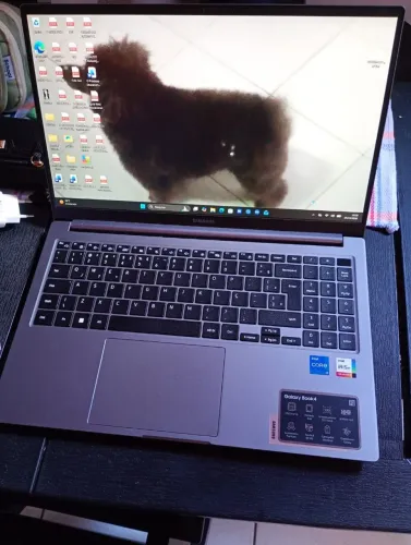 Notebook Samsung Apenas 1 ano de uso
