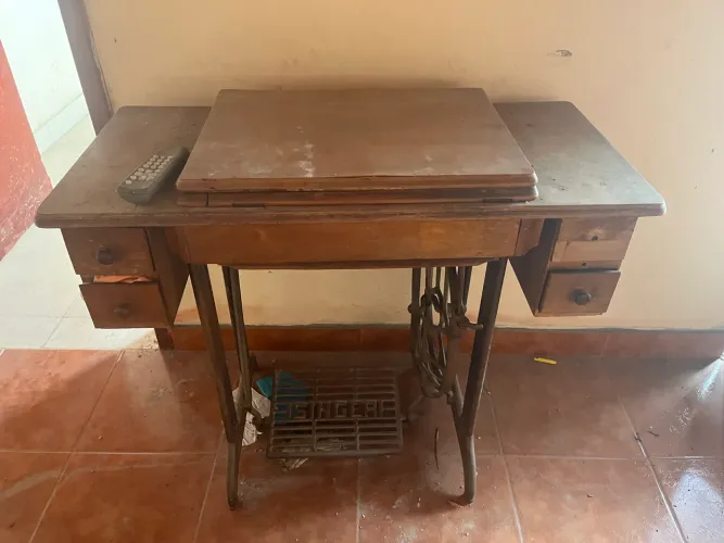 Máquina de costura antiga 400$