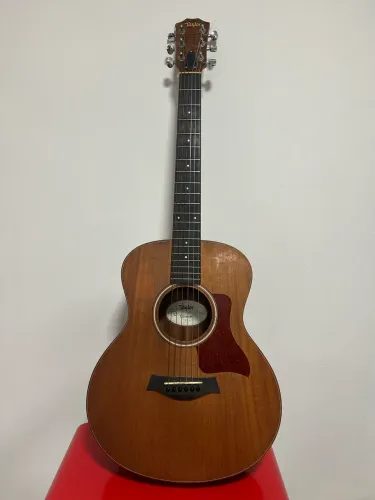 Violão Taylor GSmini 