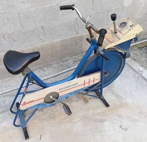 Bicicleta ergometrica monark