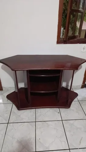 Rack de mogno em bom estado