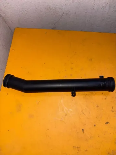 Tubo Bomba D'agua Gol / Saveiro / Parati / Golf - Aje 087105
