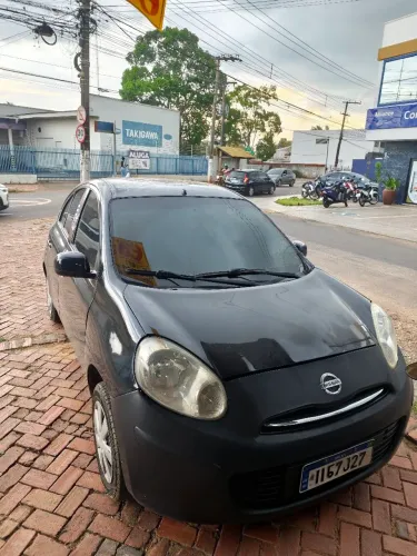 Nissan March 1.0 16V Flex Fuel 5P 2012