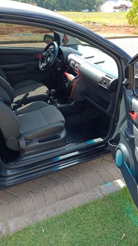 Imagem de Volkswagen Fox Sportline/sports 1.0/1.0 Tot.flex 3P 2006