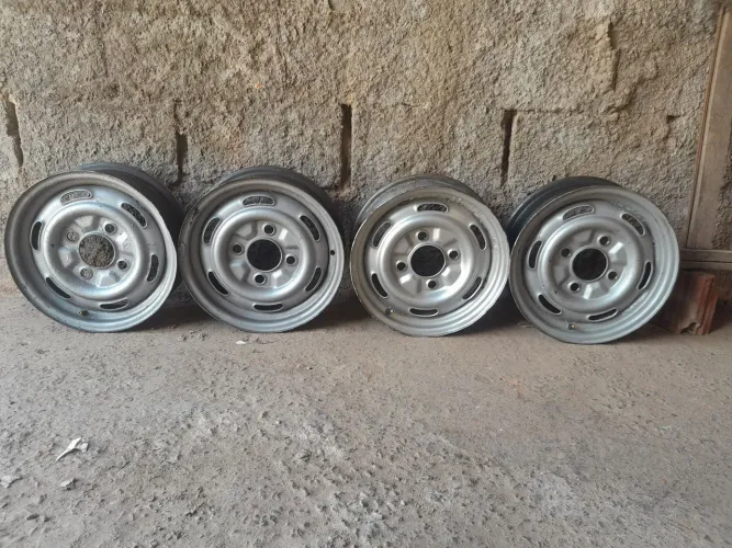 Rodas de Brasília Aro 14" Originais $599