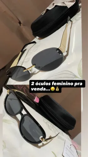 Vendos 2 óculos feminino.