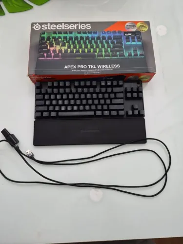 Apex pro tkl wireless (2023)