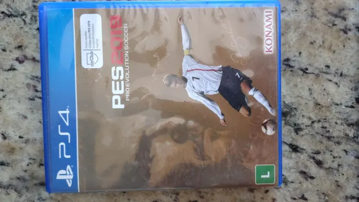 Pro Evolution Soccer PES 2015 e 2019