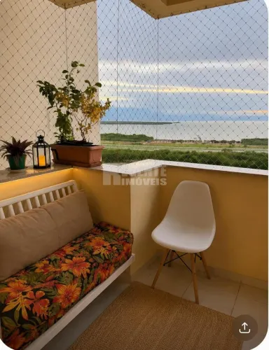 Apartamento à venda com 2 dormitórios no bairro Costeira do Pirajubaé
