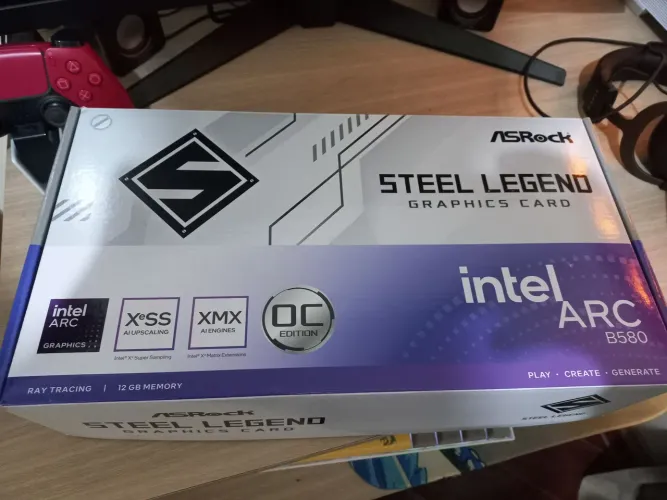 Placa de vídeo Intel Arc B580 12GB Steel Legend