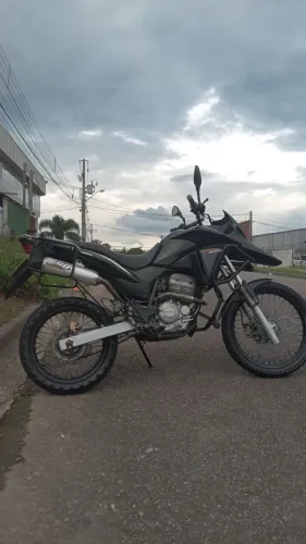 XRE 300 rally