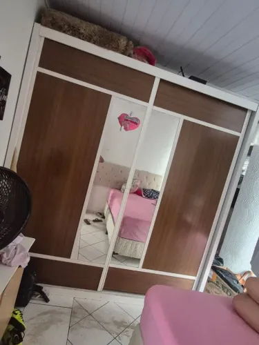 Guarda roupa casal
