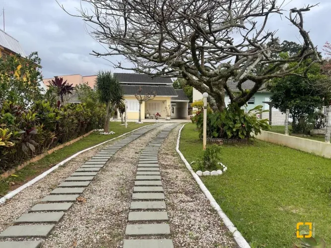 BROGNOLI VENDE - Casa a 300m do mar na Praia dos Ingleses