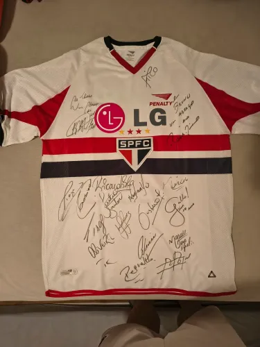 Camisa do São Paulo 2002 autografada