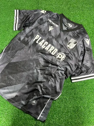 Camisa Vitoria de Guimaraes II 2025/26